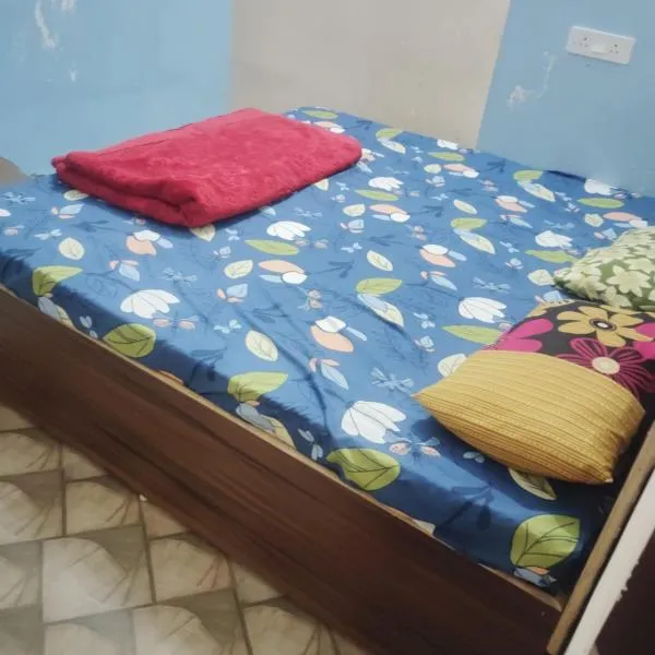 Gaurangi dham, hotel in Mathura