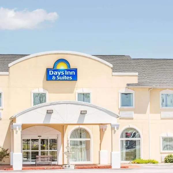 Days Inn & Suites by Wyndham Swainsboro, hotel in Swainsboro