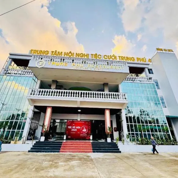 Hoàng Gia Hotel Bình Định, khách sạn ở Cong Thanh (3)