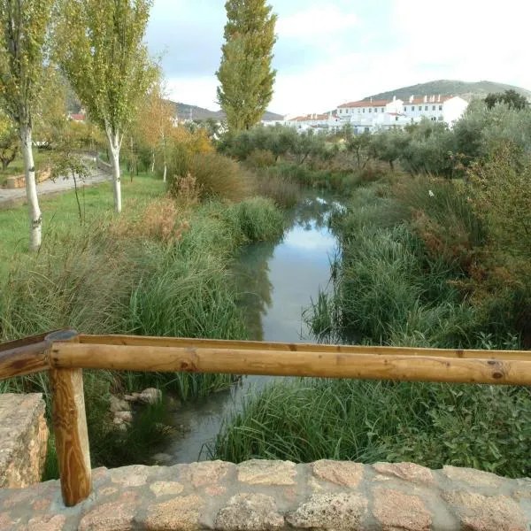 Casa rural Paqui, hotel u gradu Cuevas del Becerro