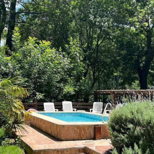 Cabañas Das Dorf, hotel in Costa del Este