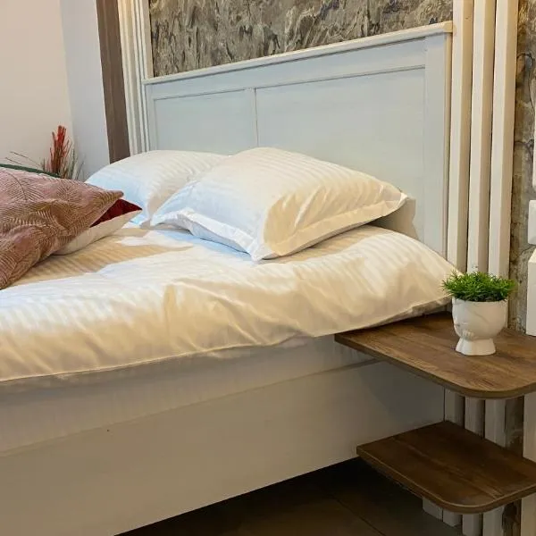 Micul Cosmopolit, hotel v destinaci Afumaţi
