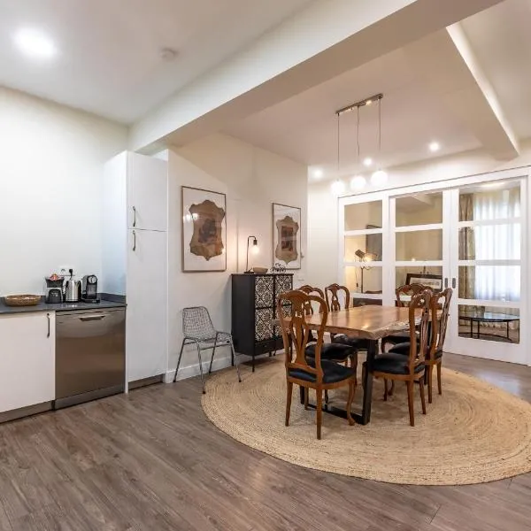 Prime Location Bilbao | 4BR, 2BA & Parking – hotel w mieście Bilbao