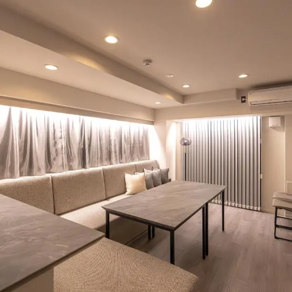 CREST TENMA クレスト天満 - Self Check-In Only, hotel v Osace