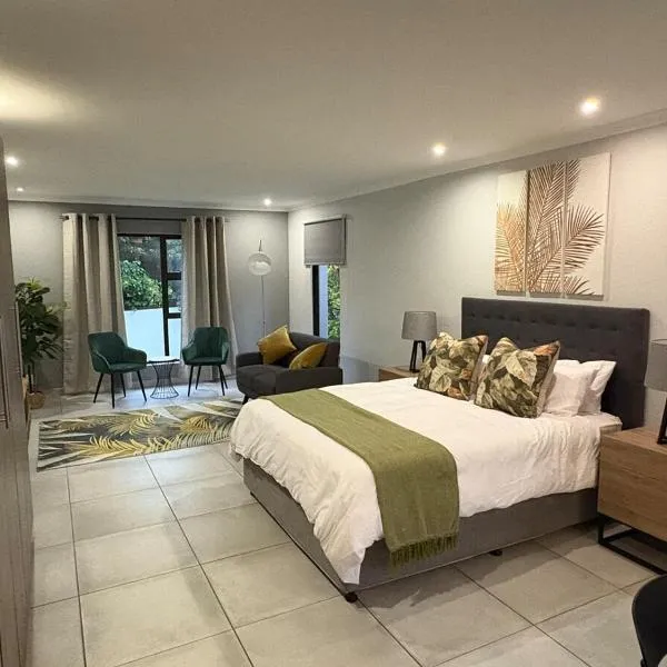 Serenity Luxury Guesthouse, hotel v destinaci Krugersdorp