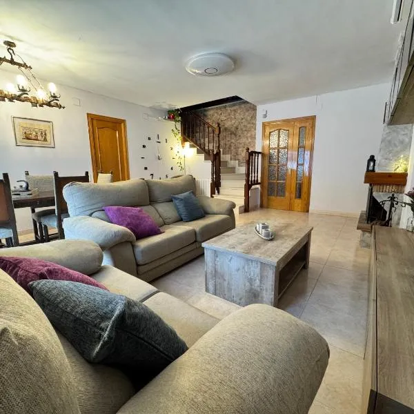 Casa Miravent, hotel v destinaci Bellvey
