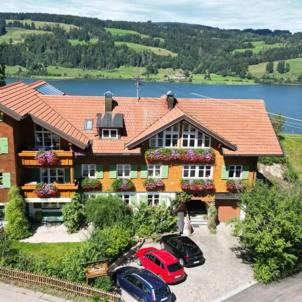 Gästehaus Alpseeblick, hotel v destinaci Immenstadt im Allgäu