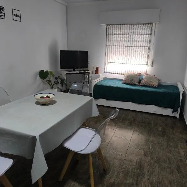 Geminis, hotel in San Nicolás de los Arroyos