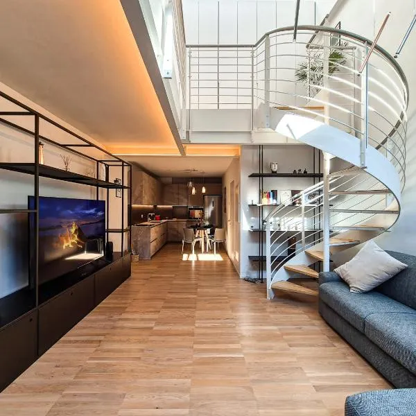 Modern loft, design & comfort, hotel in Milan