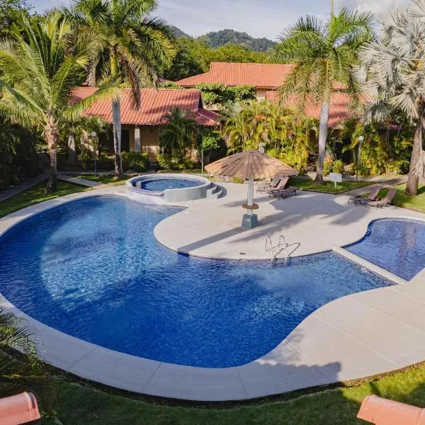 Villagio 30B - Condo Near Playa Potrero, hotel a Potrero