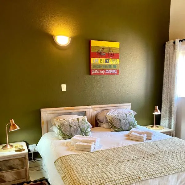 Studio 28 Clarens Apartment B、クラレンスのホテル