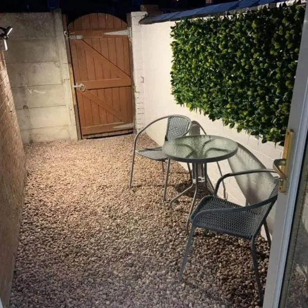 Cosy Home in Newton-Le-Willows, hotel v destinaci Earlestown