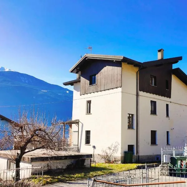 Park - Casa Montan - Bilocale, hotel v destinaci Aosta