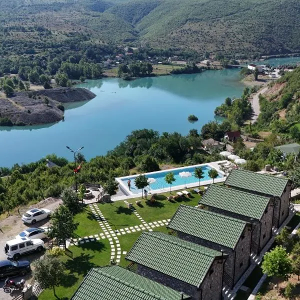 Bujtina Adora, hotel v destinaci Ara të Lumit