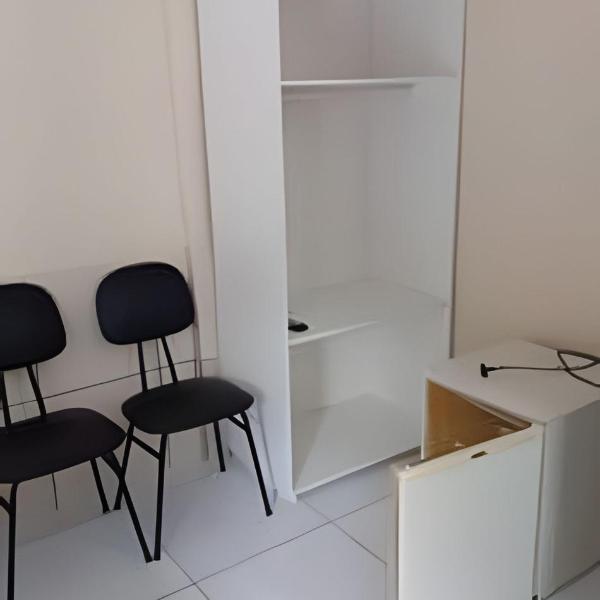 Suíte perto da praia com AC - Foto 3