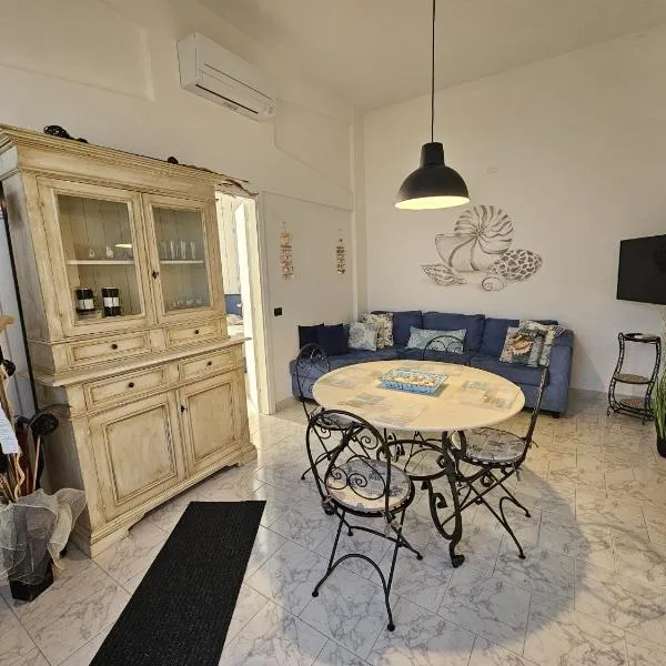 Le Conchiglie, khách sạn ở Marinella di Sarzana