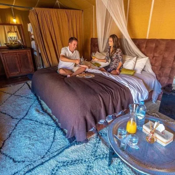 Sand Dunes Luxury Camp, hotel v destinaci Merzouga