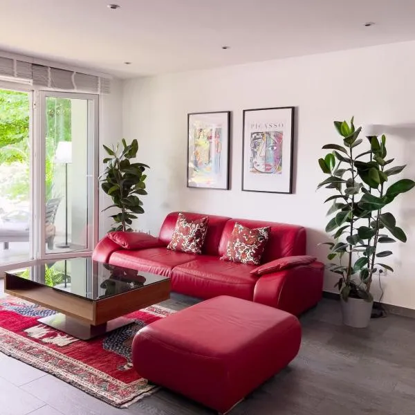 Modernes Wasserfront Wohnung, Terrasse, Parkplatz, khách sạn ở Flörsheim