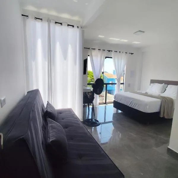 Suíte 25 família Praia de Leste, hotel in Pontal do Paraná