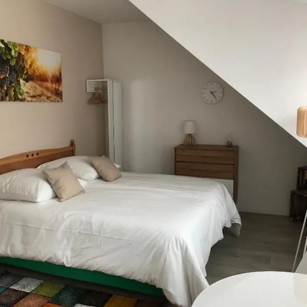 Klein und Fein für nach dem Wein, Römerstraße, hotel i Neumagen-Dhron