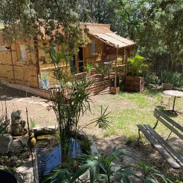 Cabane bambou, hotel in Apt