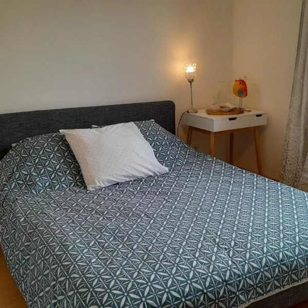 Chez Patricia, hotel v destinaci Beauchalot