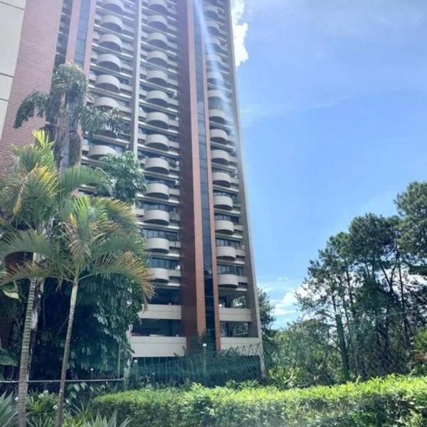 Flat com Suite - Le Bougainville - Alphaville