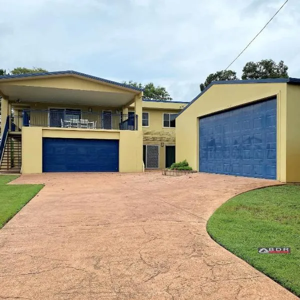 The Sandcastle, hotel a Burrum Heads