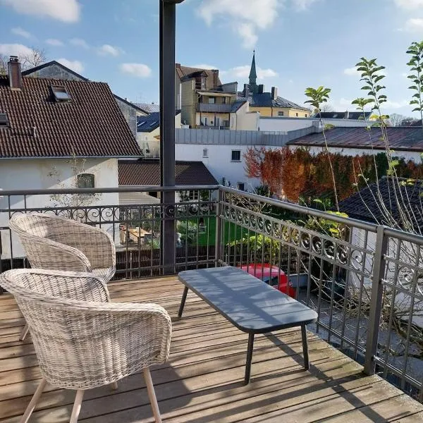 Bad Aibling City Apartment - Alpenblick, hotel v destinaci Bad Aibling
