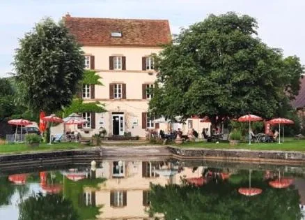 La Maison du Canal, hotel v destinácii Clamerey