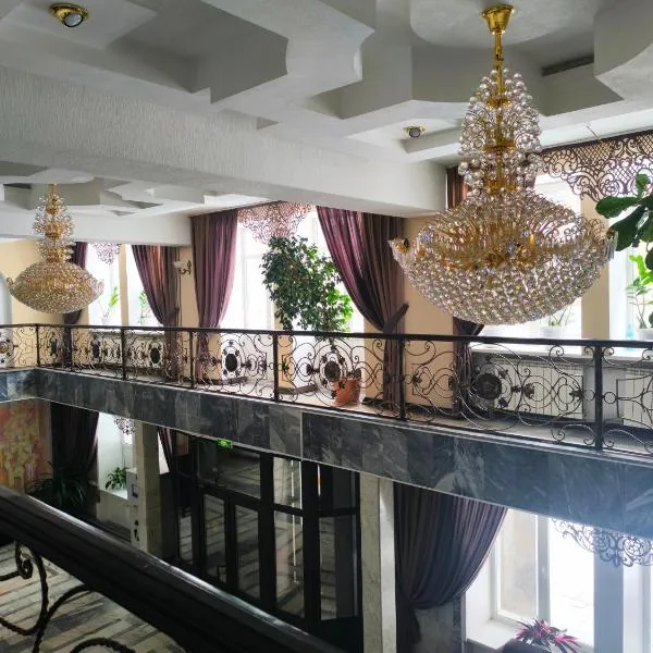 Гостиничный комплекс Алтай, hotel v destinaci Lenīnogorsk
