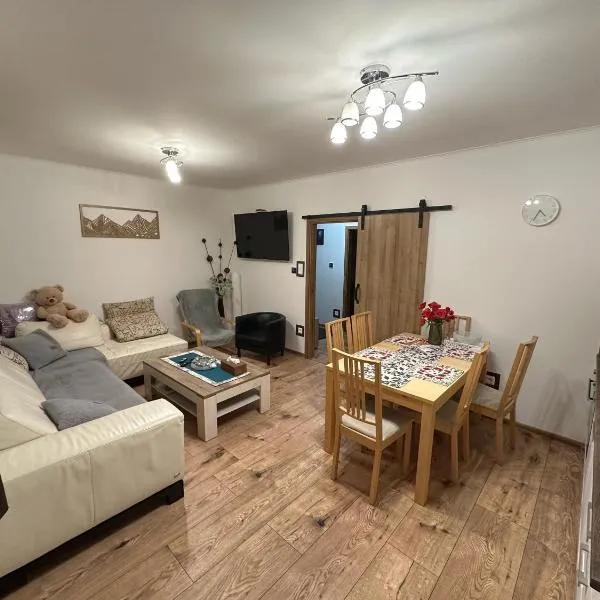 Apartmán Losonci Nesvady, hotel in Nesvady