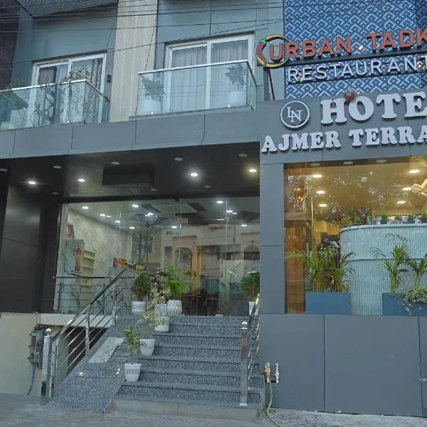 AJMER TERRACES Hotel, hotel v destinaci Adžmér