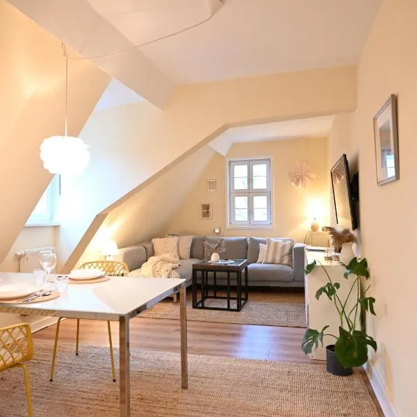TÜRMERSTUBE - Scandi Style - in der historischen Hinterburg Schlitz - nahe Fulda, hotel v destinaci Schlitz