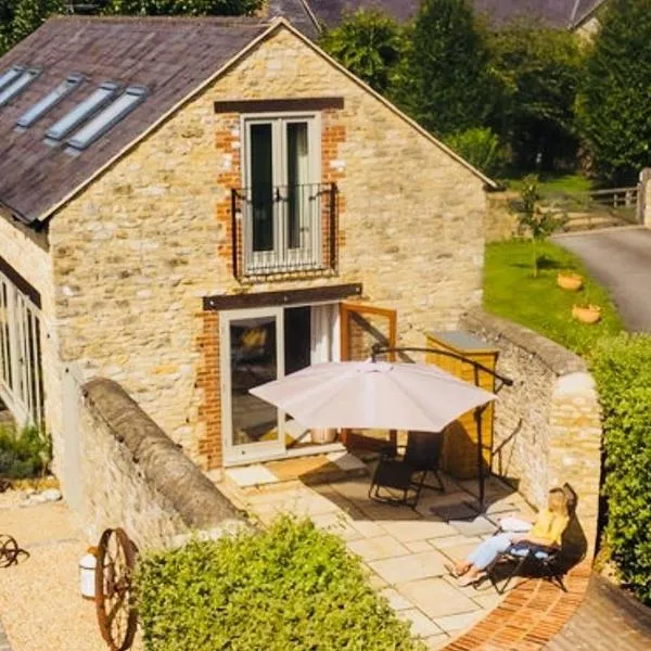 The Old Dairy Retreat, hotel in Upper Heyford