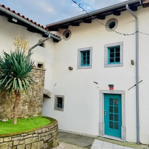 Lagom Home Vipavski Križ, hotel v destinaci Ajdovščina