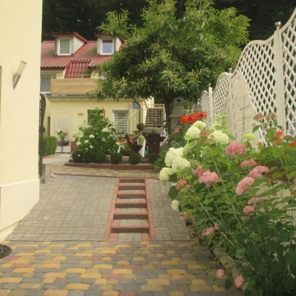 Pokój z łazienką Zwycięstwa: Międzyzdroje şehrinde bir otel