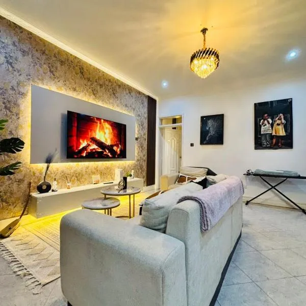 Home2Suite by Veronica Buziga, Munyonyo- Luxury with Netflix, Wi-Fi, & Free Parking, hotel v destinaci Kampala