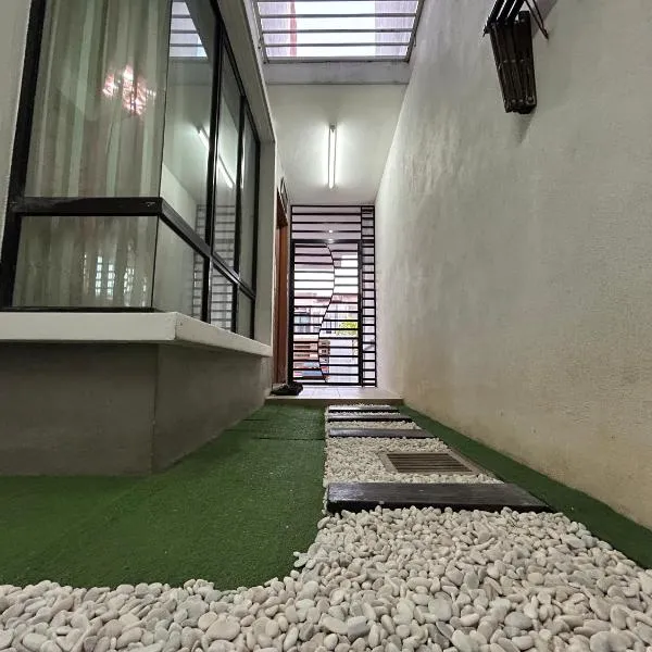 ANANA Homestay, hotel v destinaci Sepang