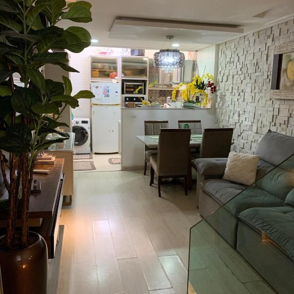 Casa 23 em Condomínio à 700m da Praia dos Astúrias Guarujá - SP
