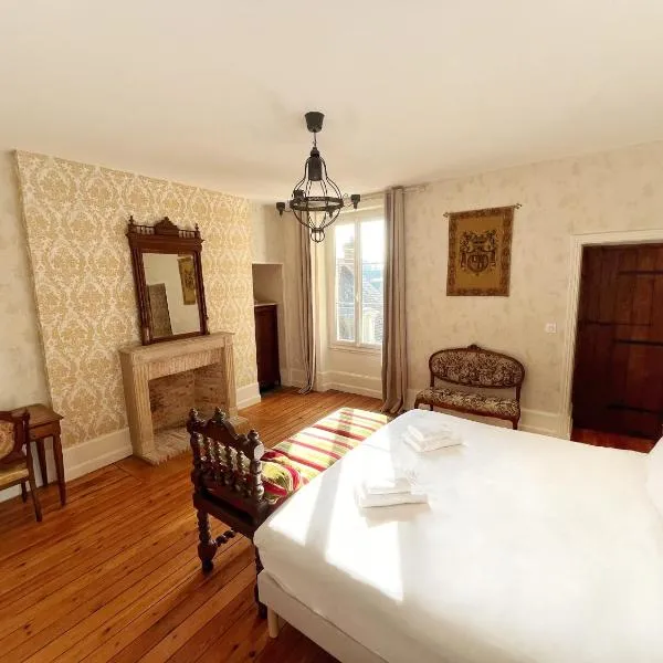 La Maison Voyage Bed and Breakfast, hotel in Onzain