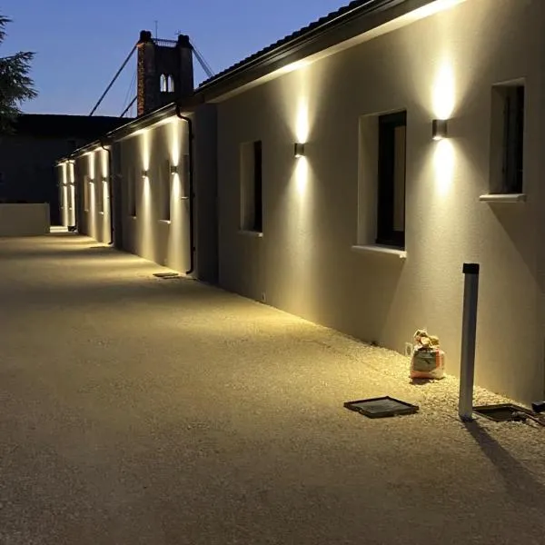 Les gîtes de mamie, hotel i Saint-Martin-dʼArdèche