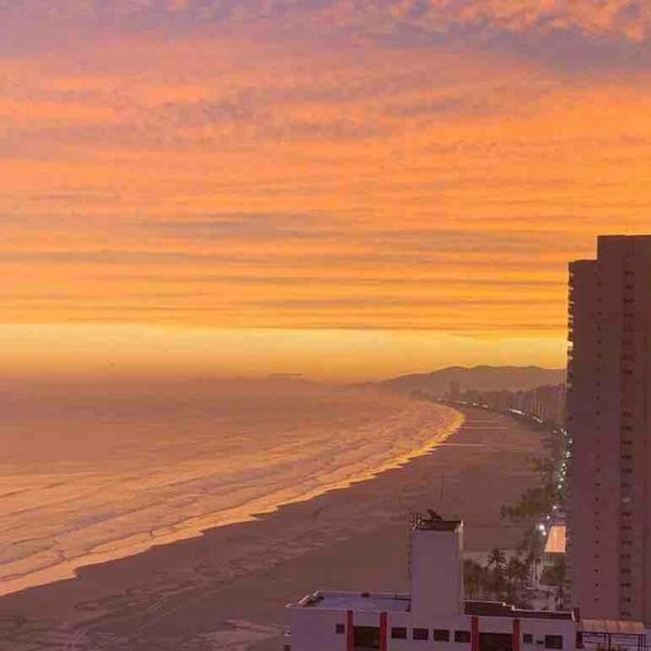 Apartamento com vista para o Mar