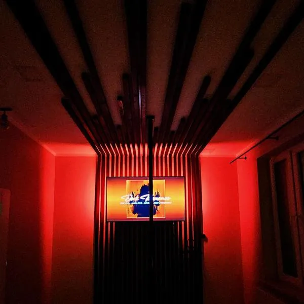 Dark Romance- Apartament BDSM Greya dla Zakochanych Par, hotel v destinácii Ruda Śląska