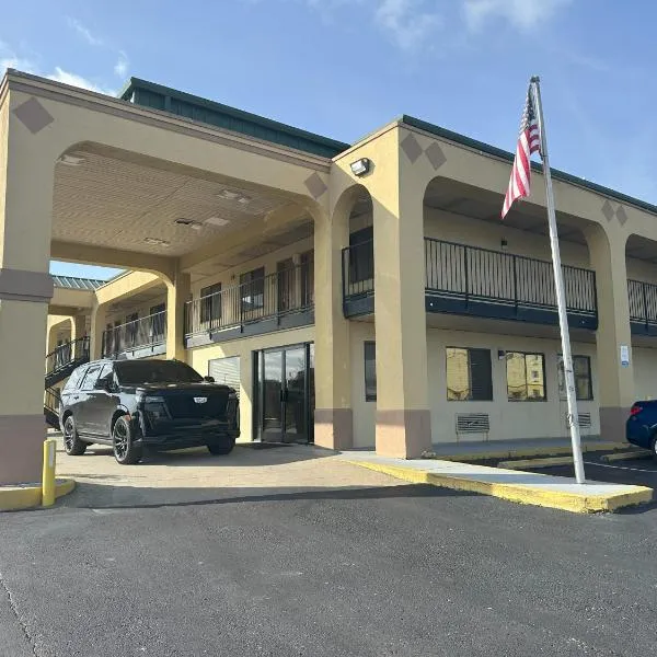 Econo Lodge Inn & Suites Southeast, hotel in La Vergne