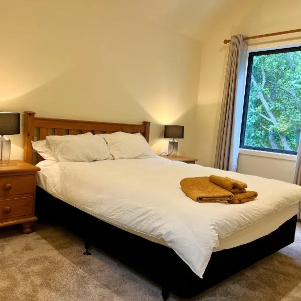 2 Bedrooms in Urban Sanctuary B&B, hotel in Auckland