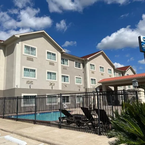 Best Western Inn & Suites Cleveland, hotel v destinaci Cleveland