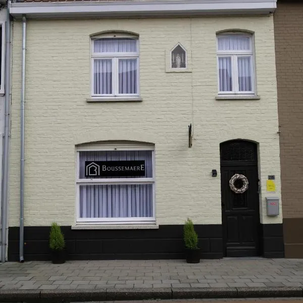 Gastenkamers Boussemaere, hotel v destinaci Ichtegem