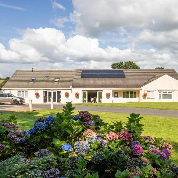 Lovesgrove Country Guest House, hotel v destinaci Pembroke Dock