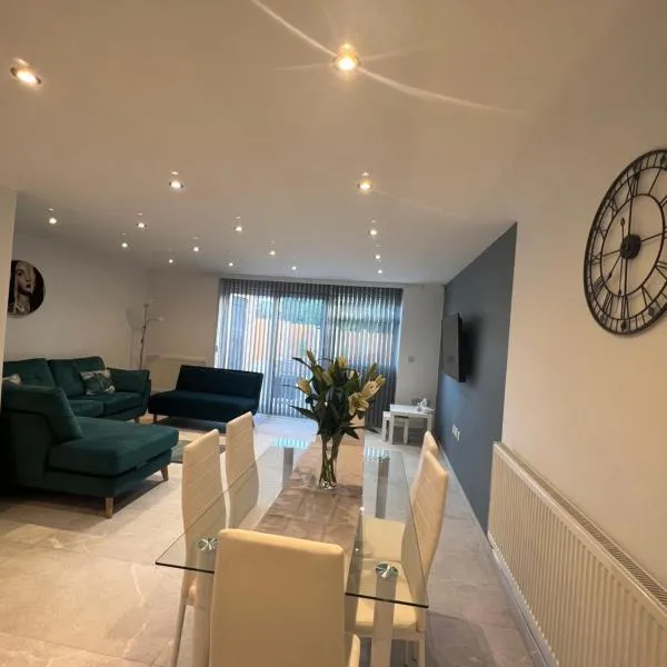 Stylish modern house, hotel en Birmingham